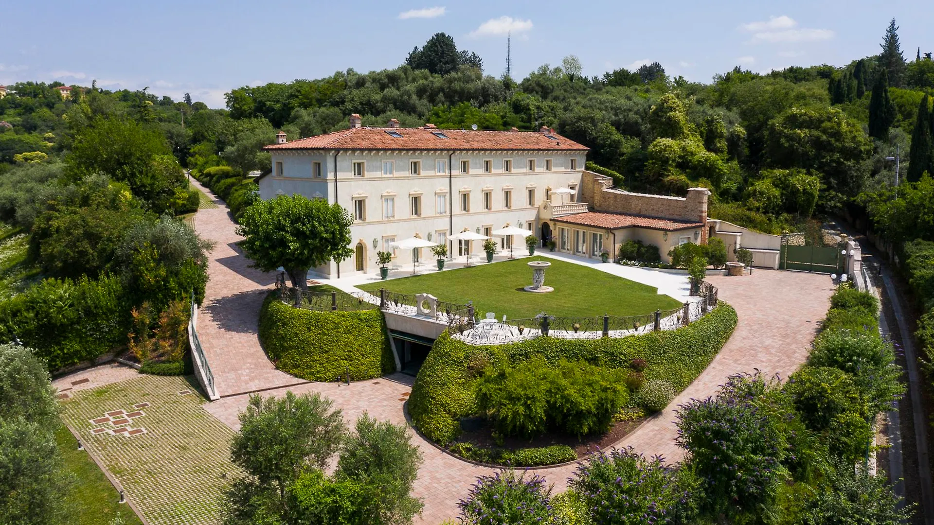 Relais Fra\' Lorenzo location